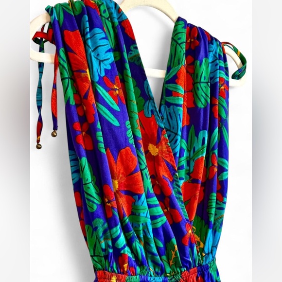 Vici Small Women’s Vibrant Multicolor Tropical Floral Romper Summer Vacation - Picture 6 of 6